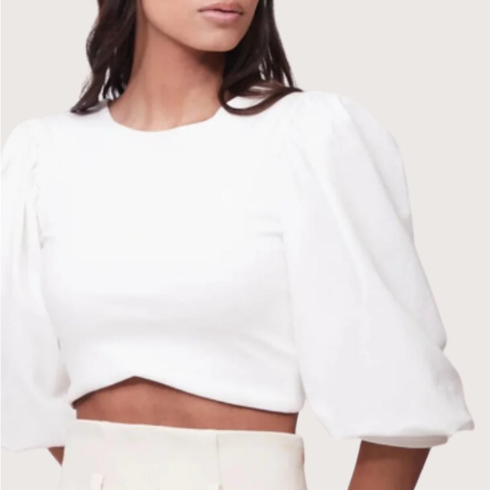 ALEXIA ULIBARRI
SANA CROPPED TOP
